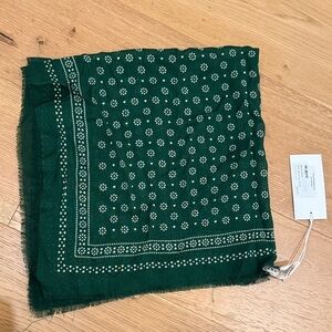 British green Olaf scarf Moismont